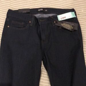 Just Black Adorra Skinny Jeans (petite)